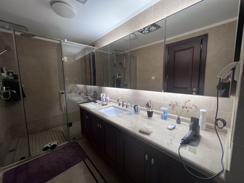 3室1廳1陽(yáng)臺(tái) 招商海公館衛(wèi)生間