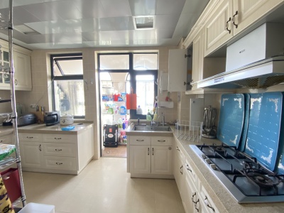 4室2廳3陽(yáng)臺(tái) 新亞洲星體花園南區(qū)