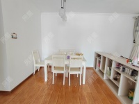 4室2廳2陽臺 玫瑰灣小區(qū)餐廳