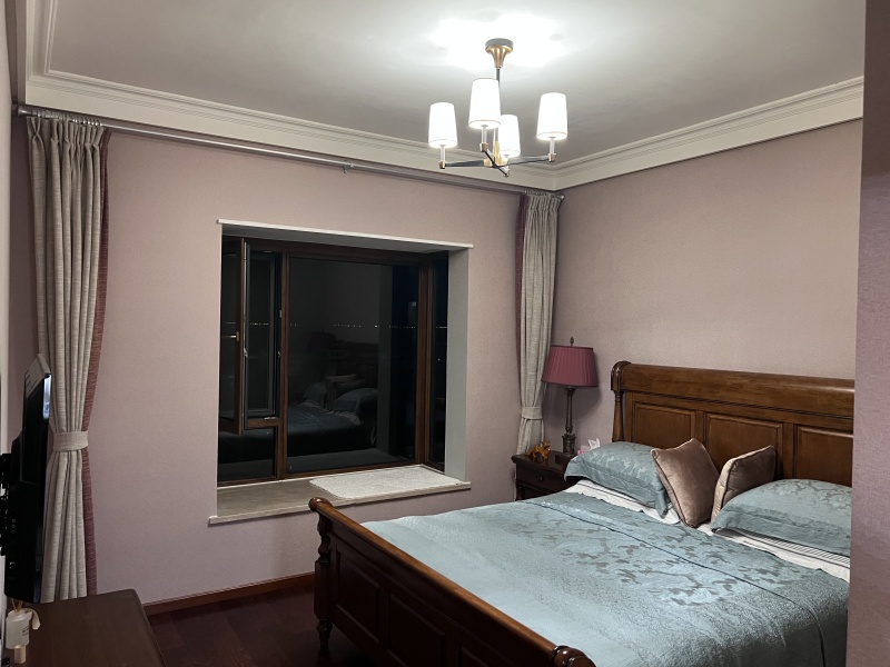 3室1廳1陽(yáng)臺(tái) 招商海公館臥室