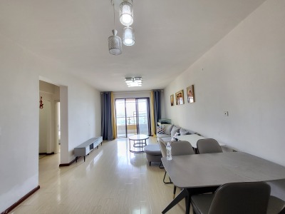 3室2廳1陽(yáng)臺(tái) 昆明湖中壩14號(hào)地塊臻園B區(qū)