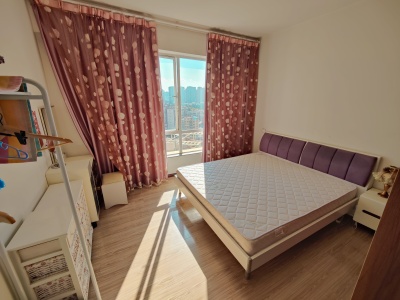 3室2廳1陽(yáng)臺(tái) 晨光大道