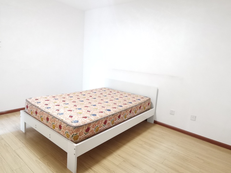 2室2廳1陽(yáng)臺(tái) 云投尚苑臥室