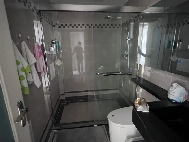 7室3廳5陽臺(tái) 綠地海珀瀾庭別墅臥室