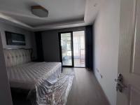 7室3廳5陽臺(tái) 綠地海珀瀾庭別墅餐廳