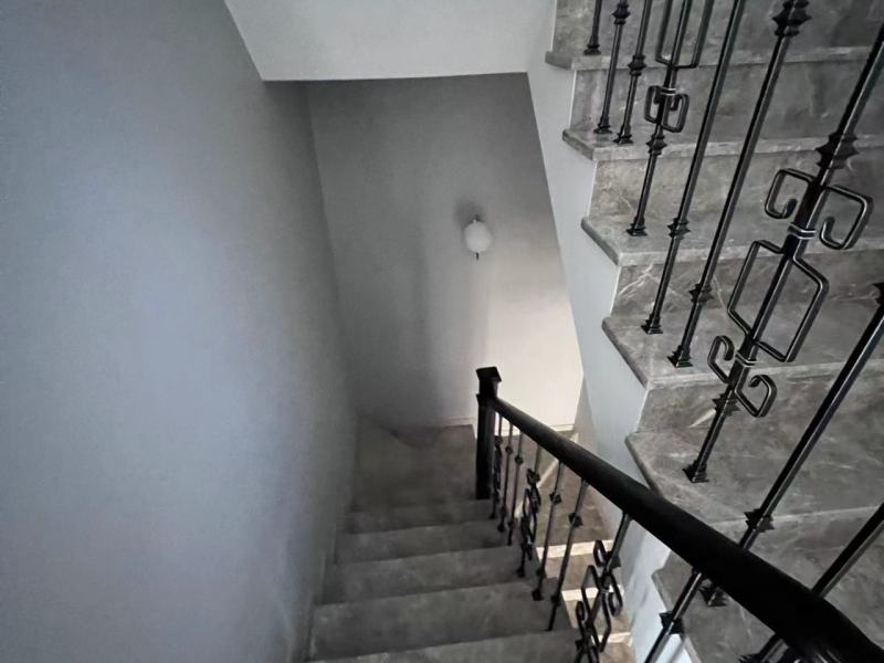 7室3廳5陽臺(tái) 綠地海珀瀾庭別墅戶型圖