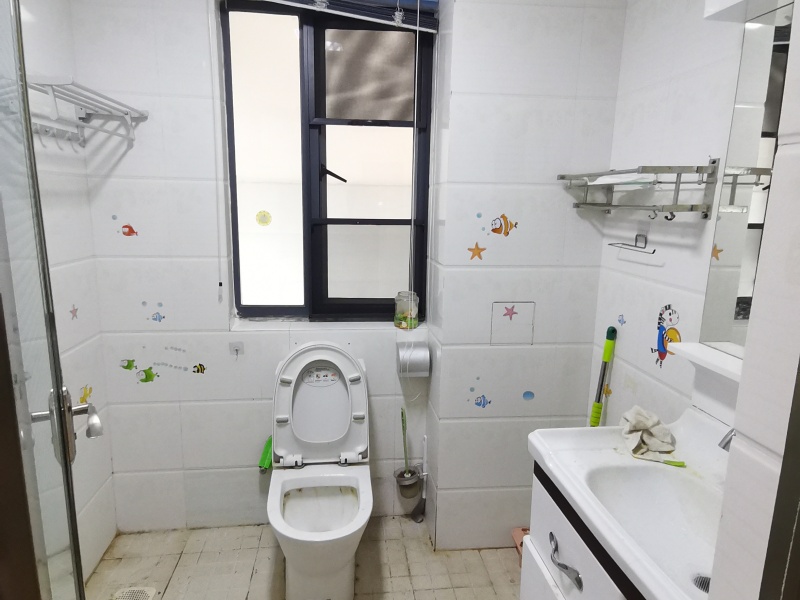 2室2廳1陽(yáng)臺(tái) 云投尚苑衛(wèi)生間