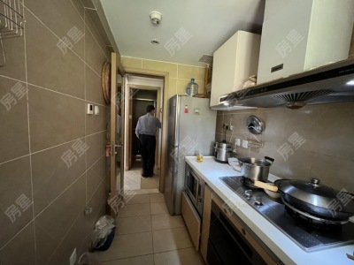 2室2廳2陽(yáng)臺(tái) 濱江俊園萊茵組團(tuán)