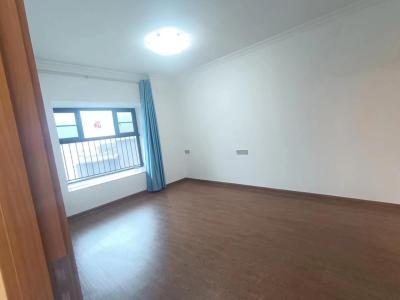 4室2廳1陽(yáng)臺(tái) 碧桂園春城映象二期