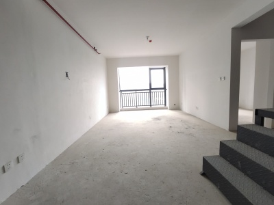 3室2廳2陽臺 山海灣