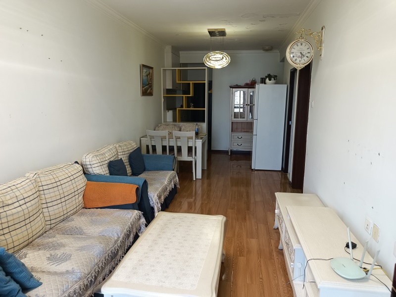 3室2廳1陽臺 俊發(fā)逸天峰客廳