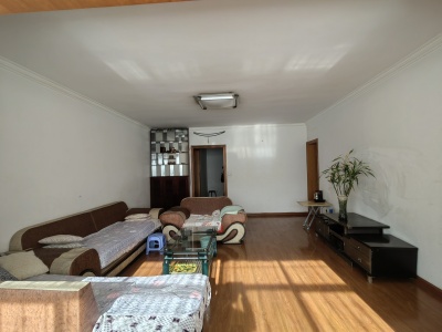 2室2廳1陽臺 興杰花園