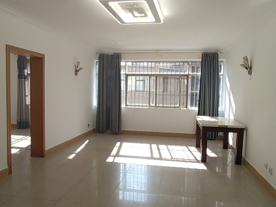 3室2廳1陽臺 春曉花園