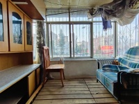 2室2廳2陽(yáng)臺(tái) 怡康溫泉新村B區(qū)陽(yáng)臺(tái)