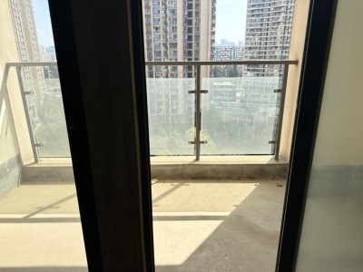 3室2廳2陽臺(tái) 新希望希望匯