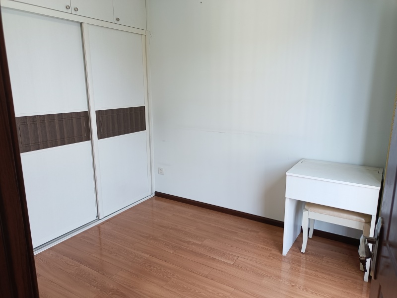 3室2廳1陽臺 俊發(fā)逸天峰臥室