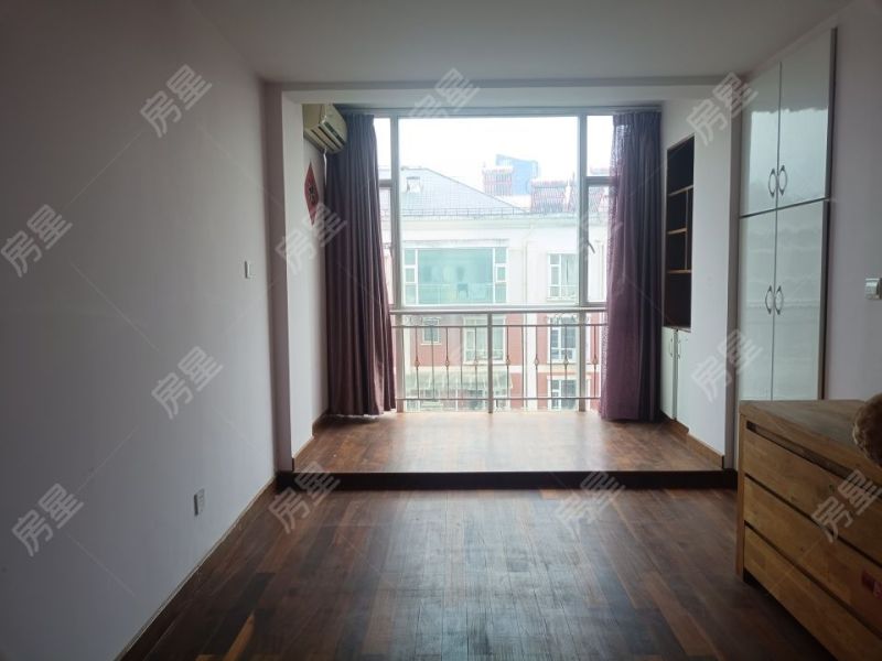 3室2廳2陽臺 天陽花園臥室