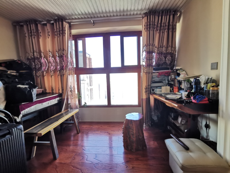 3室2廳1陽臺 新亞洲星辰園陽臺