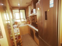 2室2廳2陽臺 濱江俊園萊茵組團客廳