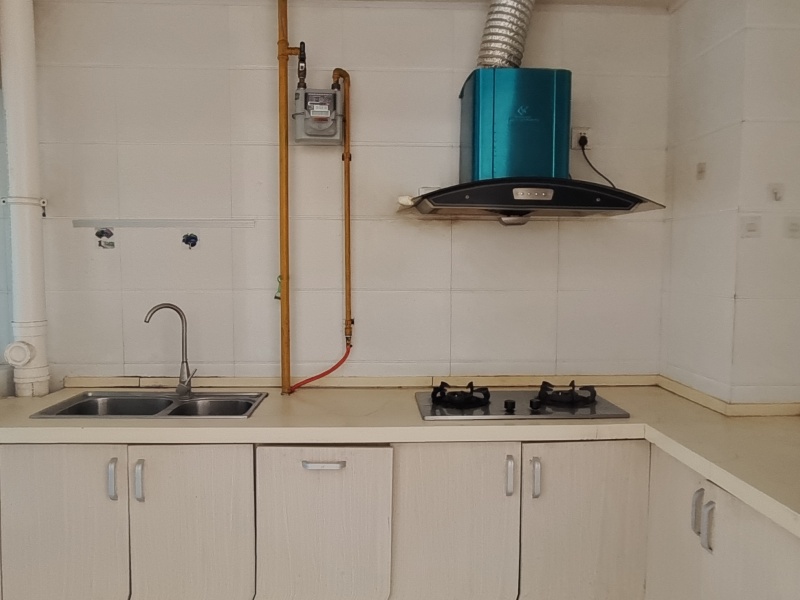 3室2廳2陽臺 西南海天璽苑廚房