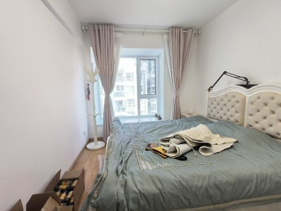 3室2廳1陽(yáng)臺(tái) 銀杏廊亭