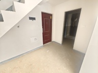 5室2廳4陽臺 藍光水岸公園門廳