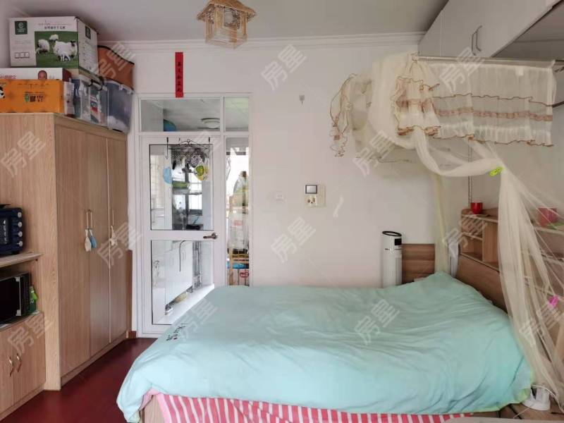 1室1廳1陽(yáng)臺(tái) 云嶺天驕臥室