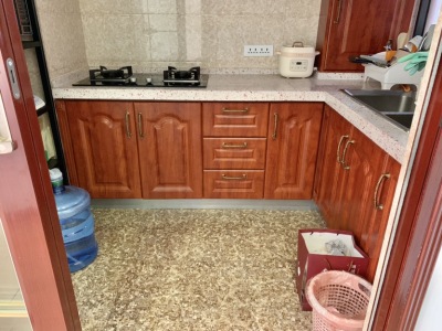 3室2廳1陽臺 錦悅四季花園小區(qū)