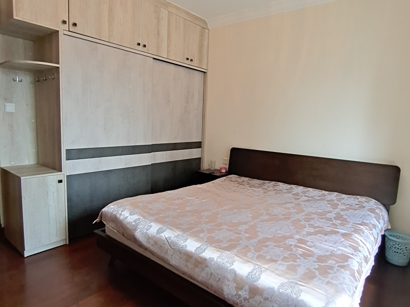 4室2廳2陽臺 恒大名都臥室