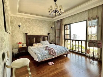 5室2廳2陽(yáng)臺(tái) 同德昆明廣場(chǎng)A區(qū)