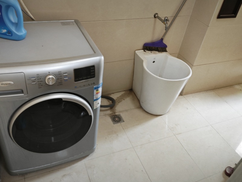 5室2廳2陽臺(tái) 盛高大城二期其他