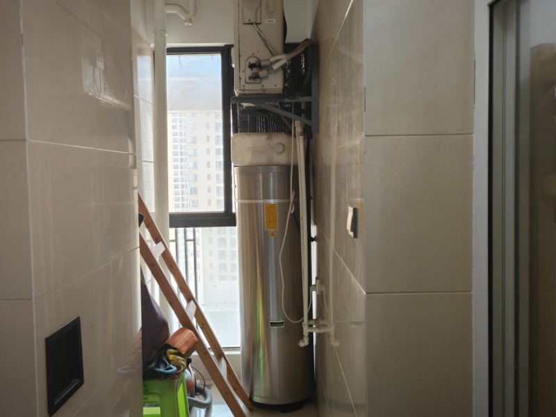 5室2廳2陽臺(tái) 盛高大城二期其他