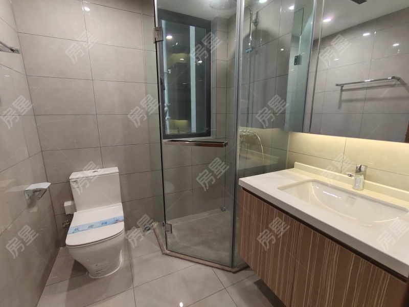 3室2廳1陽臺(tái) 華潤悅府二期衛(wèi)生間