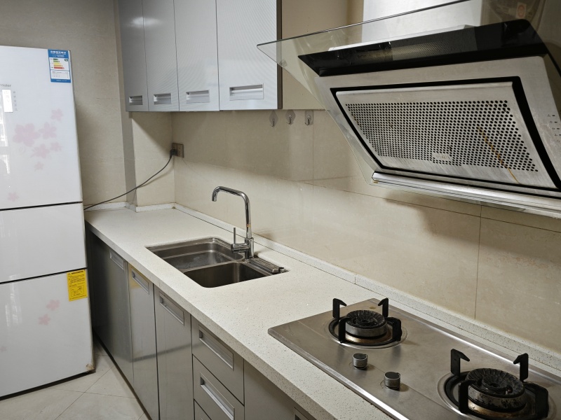 5室2廳2陽臺(tái) 盛高大城二期廚房