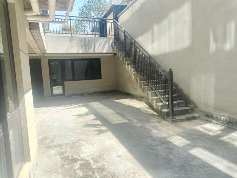 5室2廳2陽臺 華夏四季二期陽臺