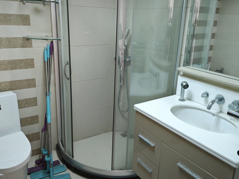 5室2廳2陽臺(tái) 盛高大城二期衛(wèi)生間