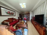 4室2廳2陽(yáng)臺(tái) 俊發(fā)城金盞苑客廳