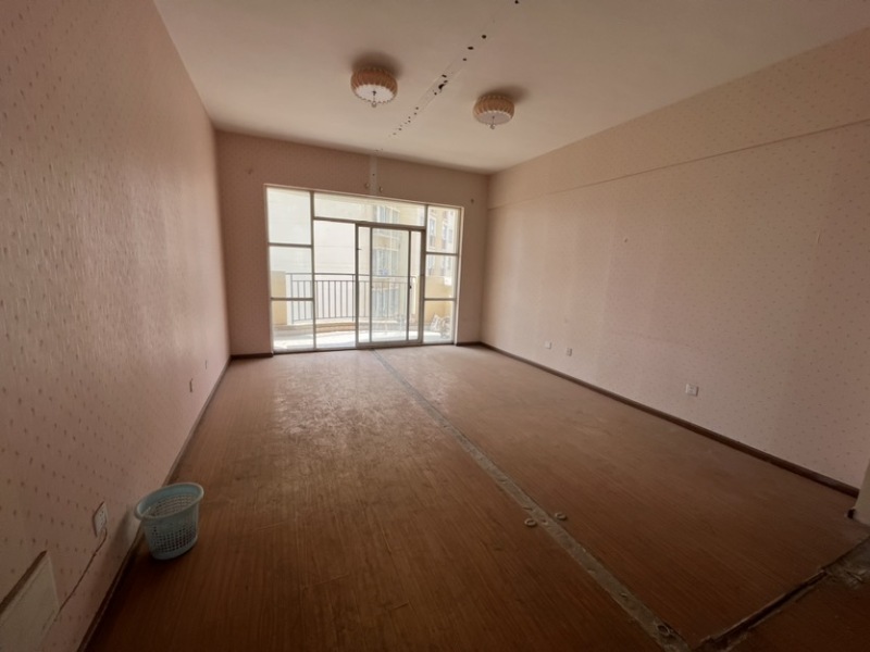 3室2廳1陽臺 夏意雅園客廳