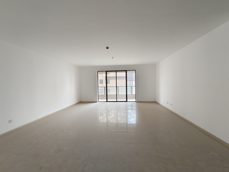 5室2廳2陽(yáng)臺(tái) 俊發(fā)盛唐城星河郡（一期）客廳