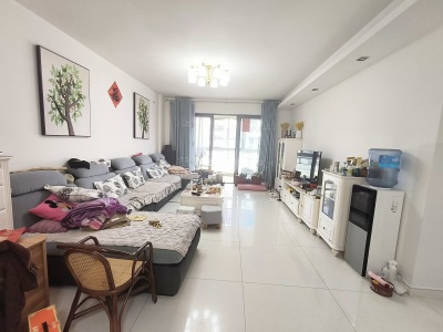 3室2廳1陽(yáng)臺(tái) 銀杏廊亭客廳