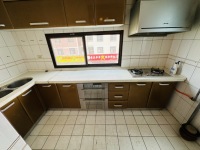 3室2廳1陽(yáng)臺(tái) 金實(shí)小區(qū)廚房