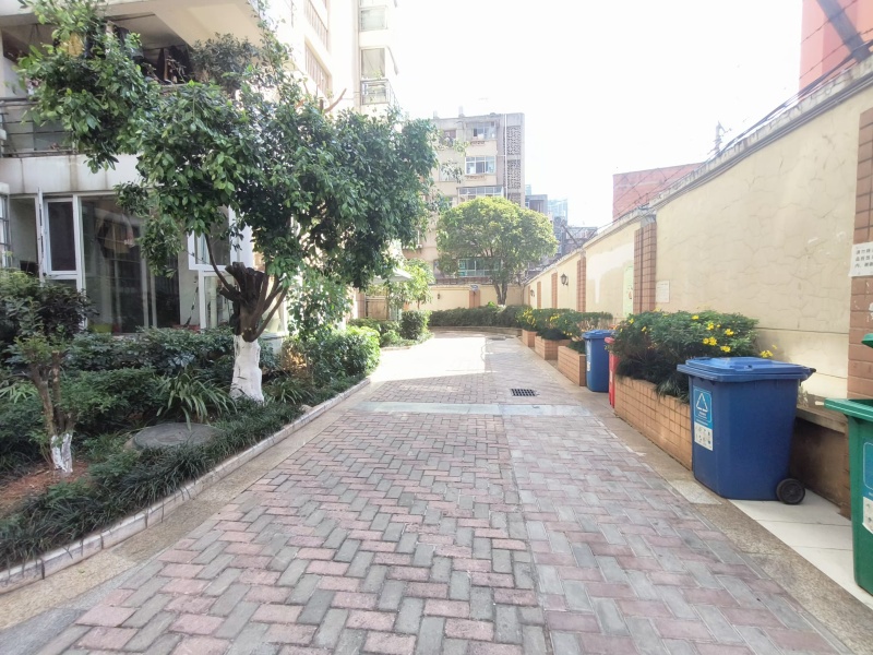 3室2廳1陽(yáng)臺(tái) 銀杏廊亭其他