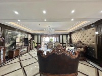 5室2廳2陽臺 同德昆明廣場A區(qū)客廳