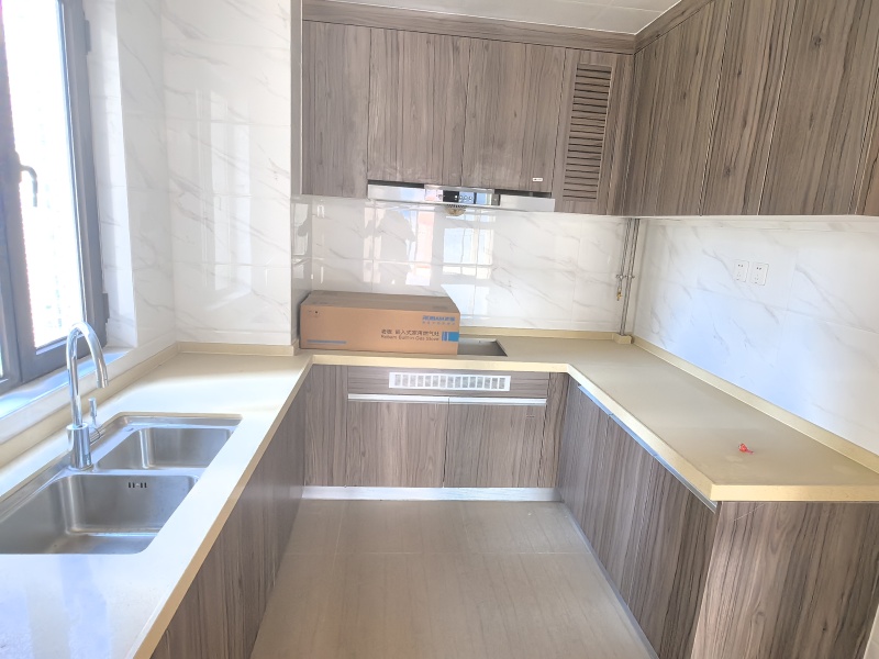 3室2廳1陽(yáng)臺(tái) 碧桂園春城映象一期廚房