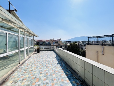 5室2廳3陽臺(tái) 滇池衛(wèi)城藍(lán)溪?jiǎng)e墅陽臺(tái)