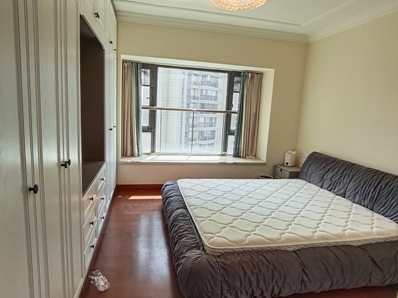 4室2廳2陽臺 恒大名都臥室