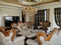 5室2廳2陽臺(tái) 盛高大城二期客廳