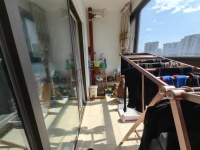 4室2廳2陽(yáng)臺(tái) 俊發(fā)城金盞苑客廳