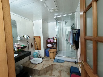 5室2廳3陽(yáng)臺(tái) 紅塔花園