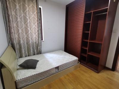 3室2廳1陽臺 高支隊(duì)